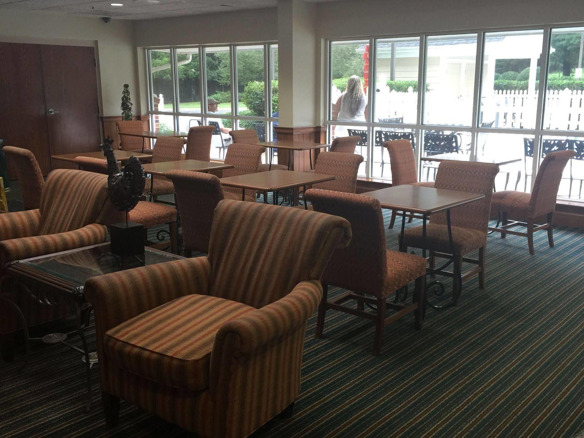Holiday Inn Express Hotel & Suites Conover - Hickory Area By Ihg Exterior photo